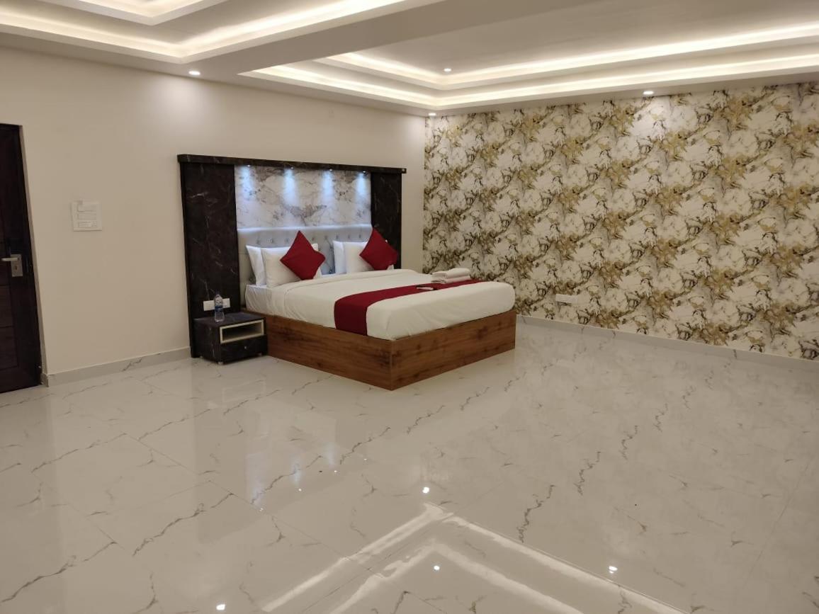 Mayuri Residency Hotel Attibele Exteriér fotografie