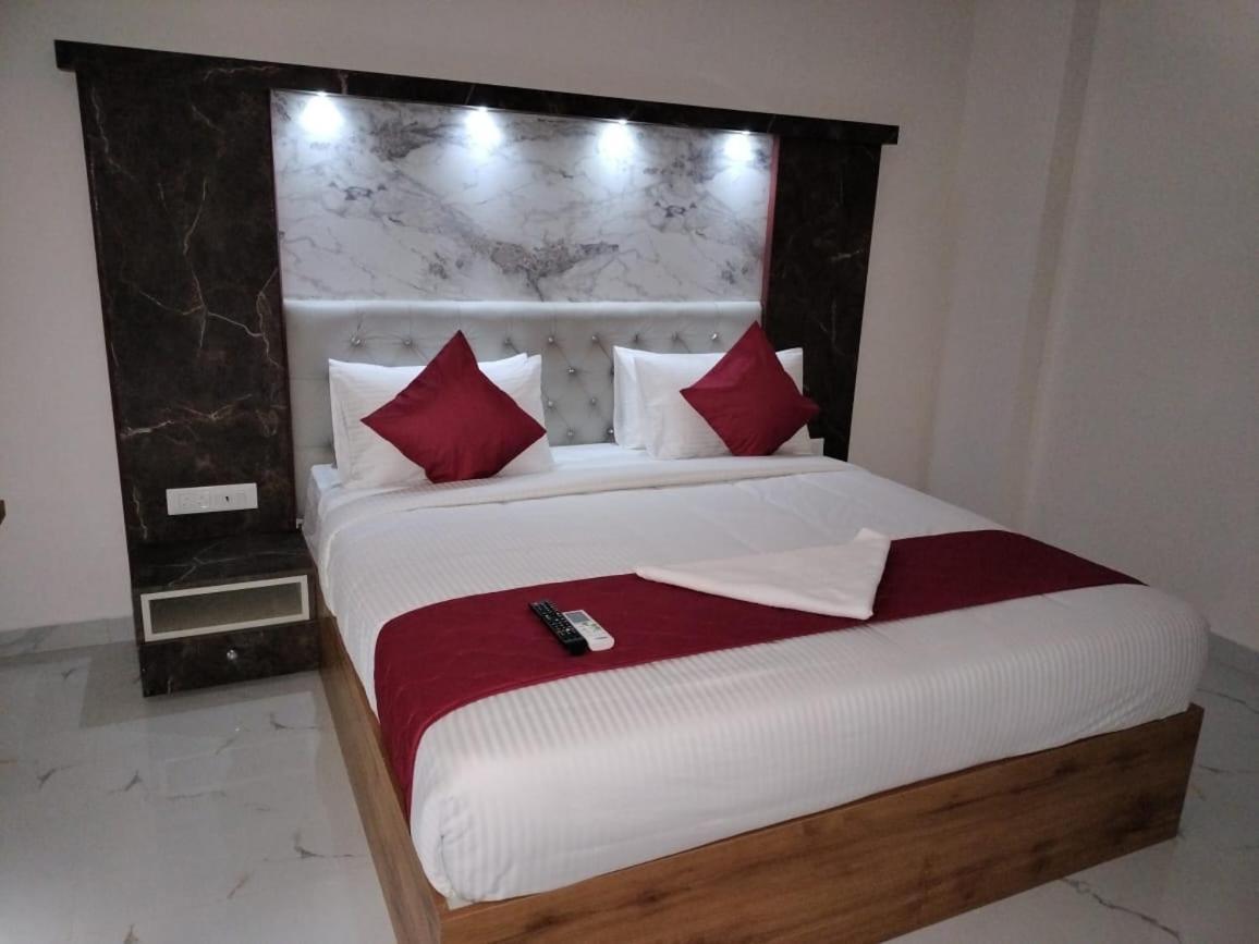 Mayuri Residency Hotel Attibele Exteriér fotografie